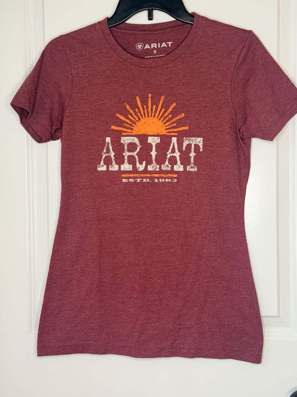 Ariat Women's Amarillo Graphic T-Shirt in Burgundy Heather - Small